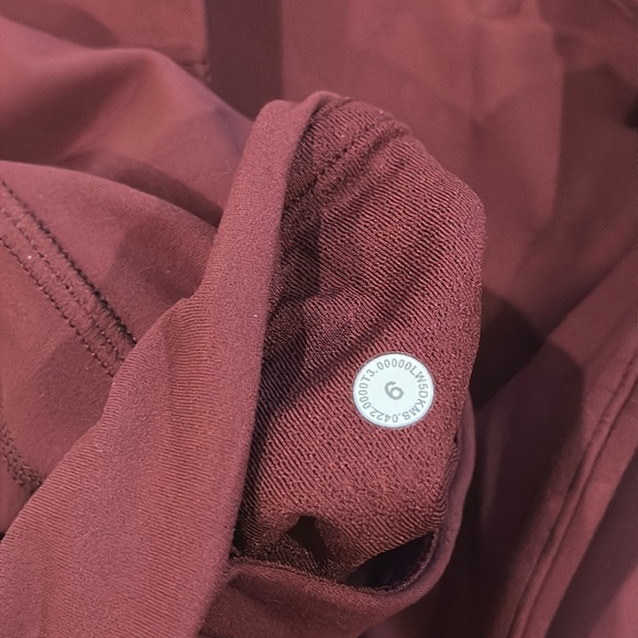 Lululemon Groove Super-High-Rise Flared Pant Nulu size 6 NWT Red Merlot… - Picture 6 of 7